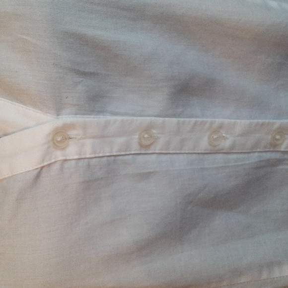 SUNNY LEIGH Light Cotton Sleeveless Ruffled Collar Fitted Blouse - Picture 4 of 12